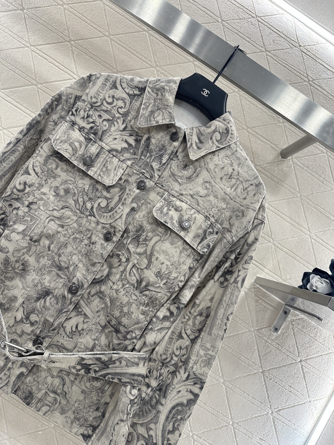 ♥Dio*♥2026新品上架 印花牛仔外套长裤套装定制YB斜纹棉牛仔材质，质感高级，品相十足，水洗工艺均