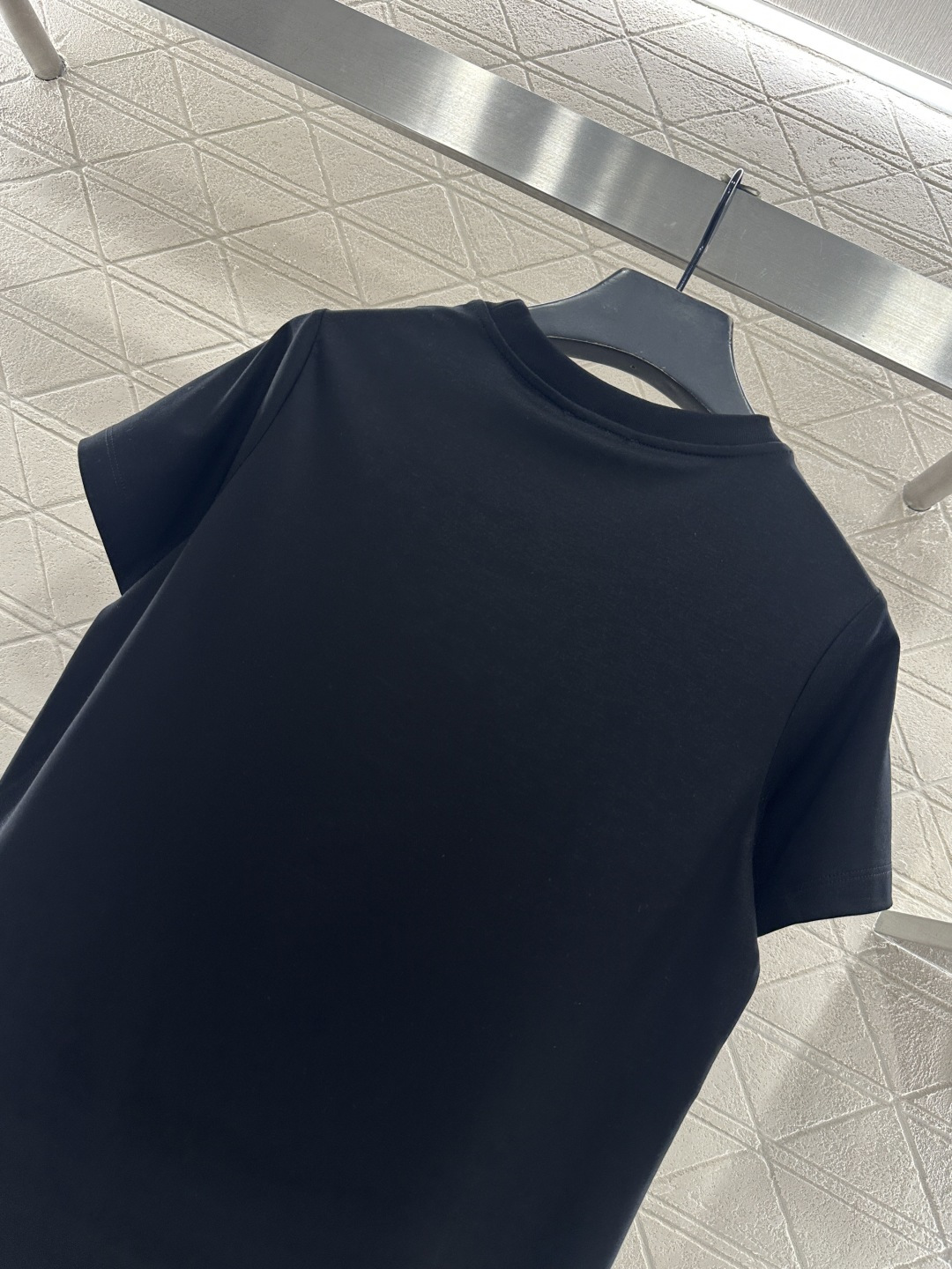 ♥Chane*♥2026新品上架 蕾丝刺绣徽标𝑇𝑒𝑒定制YB丝光全棉材质，透气舒适，质感十足，常规短袖T