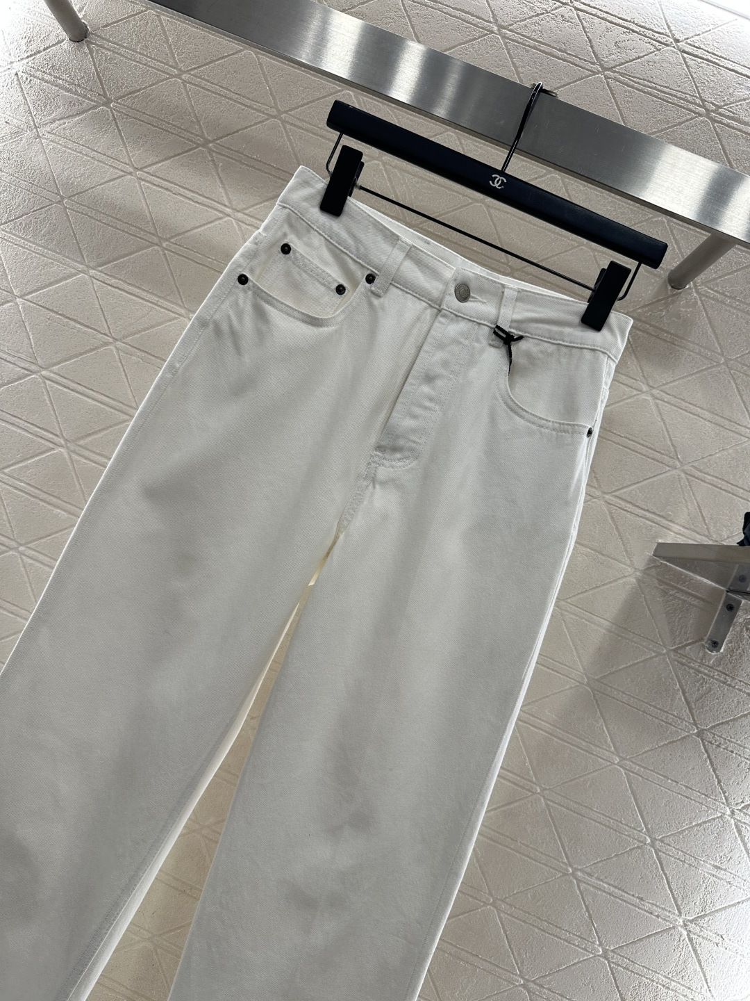♥Celin*♥2026新品上架 皮牌牛仔直筒长裤定制YB斜纹棉牛仔材质，质感高级，挺括有型，高腰系扣直
