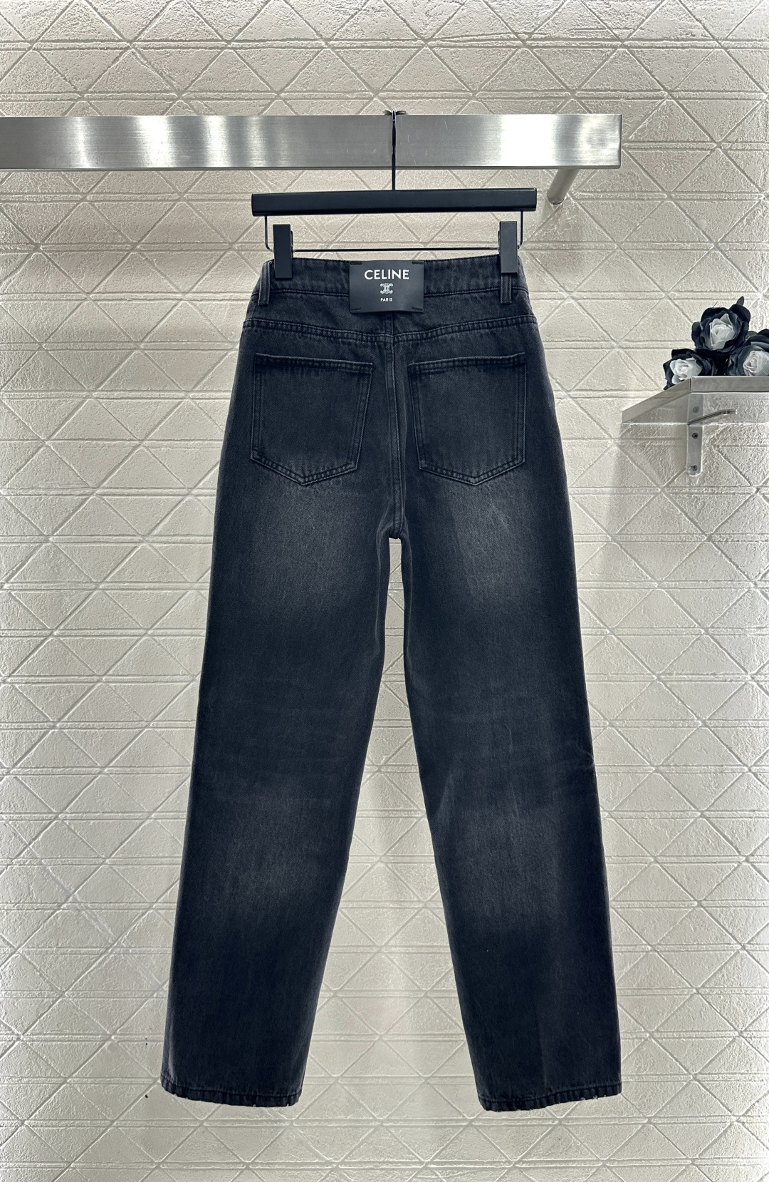 ♥Celin*♥2026新品上架 皮牌牛仔直筒长裤定制YB斜纹棉牛仔材质，质感高级，挺括有型，高腰系扣直