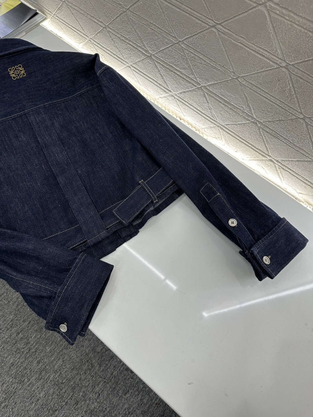 ♥Loew*♥2025新品上架 牛仔衬衫腰带阔腿长裤套装定制YB牛仔斜纹棉材质，透气性佳，柔软亲肤，翻领