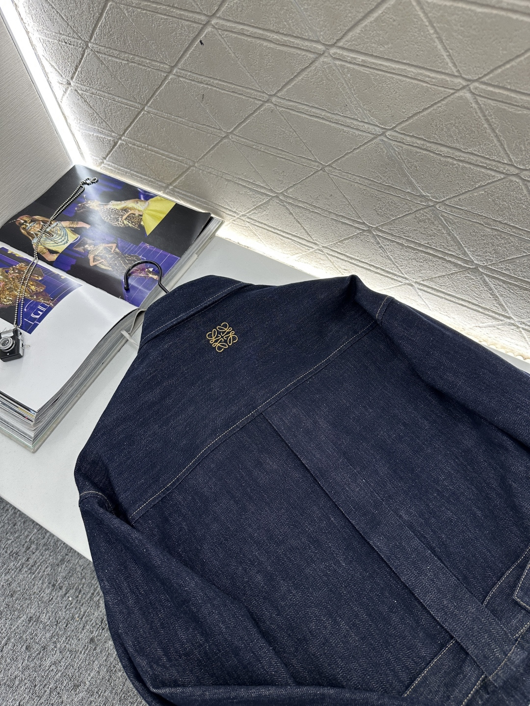 ♥Loew*♥2025新品上架 牛仔衬衫腰带阔腿长裤套装定制YB牛仔斜纹棉材质，透气性佳，柔软亲肤，翻领