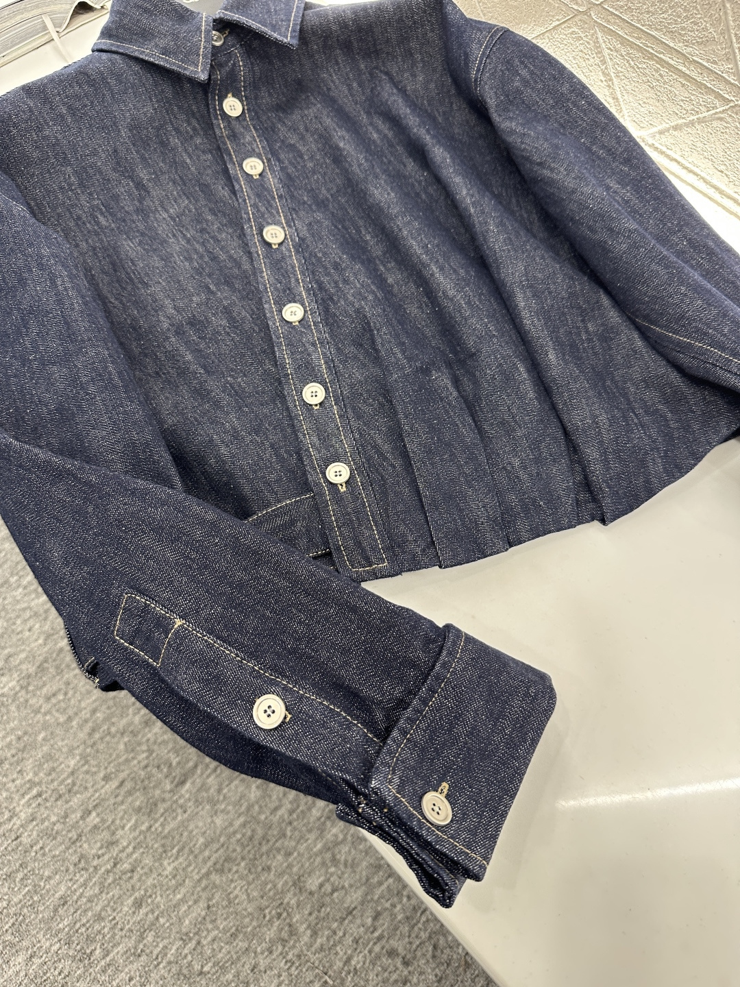 ♥Loew*♥2025新品上架 牛仔衬衫腰带阔腿长裤套装定制YB牛仔斜纹棉材质，透气性佳，柔软亲肤，翻领