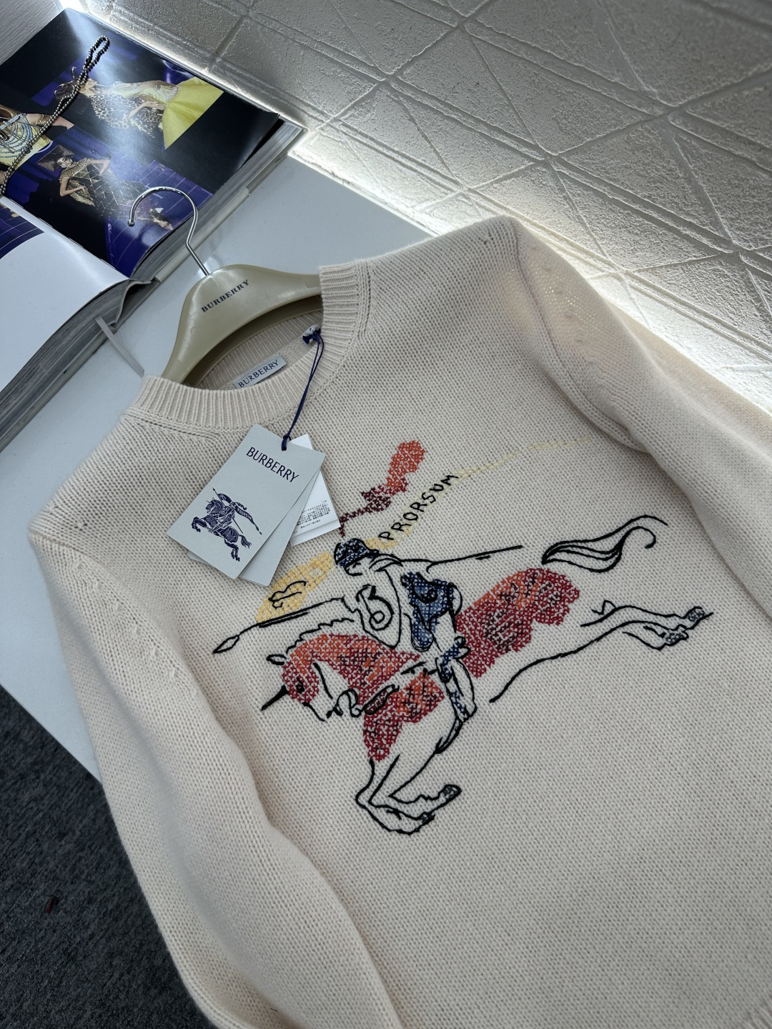 ♥BBR*♥202新品上架 贺岁刺绣战马针织毛衣新年贺岁系列#定制YB羊毛纱线织造，穿搭舒适，质感十足，