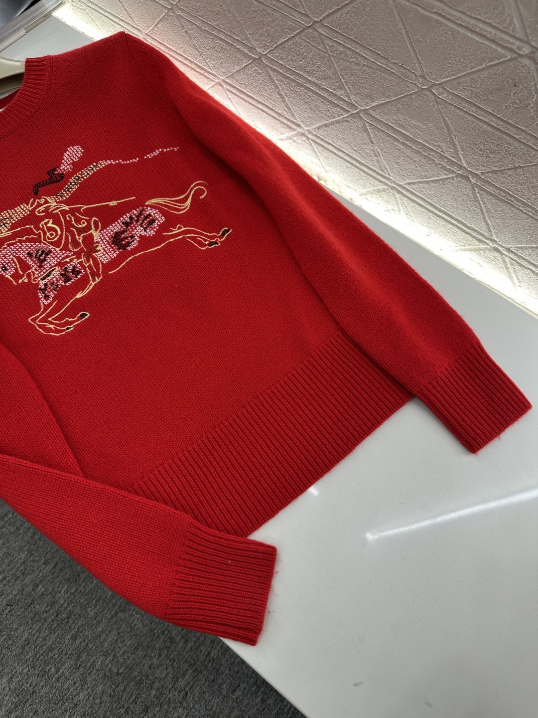 ♥BBR*♥202新品上架 贺岁刺绣战马针织毛衣新年贺岁系列#定制YB羊毛纱线织造，穿搭舒适，质感十足，