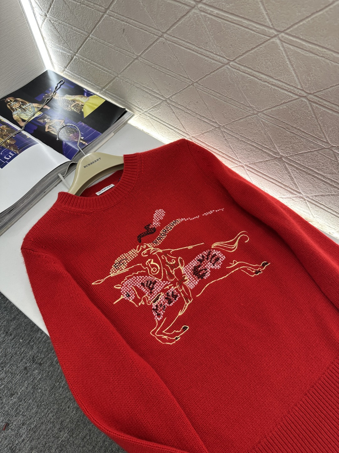 ♥BBR*♥202新品上架 贺岁刺绣战马针织毛衣新年贺岁系列#定制YB羊毛纱线织造，穿搭舒适，质感十足，