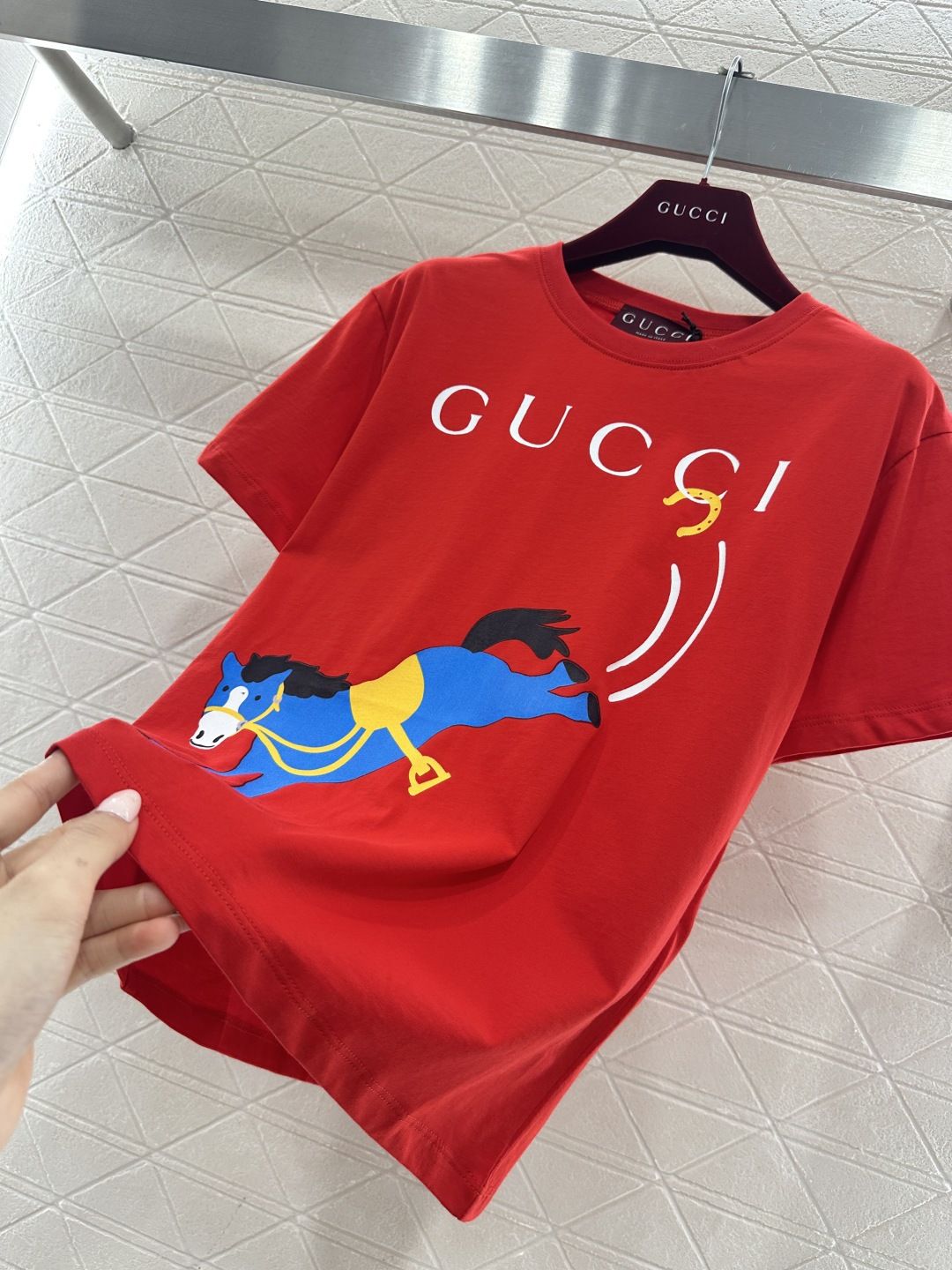 ♥Gucc*♥2026新品上架 贺岁圆领印花小马𝑇𝑒𝑒新年贺岁系列#定制YB原生全棉材质，透气舒适，质感