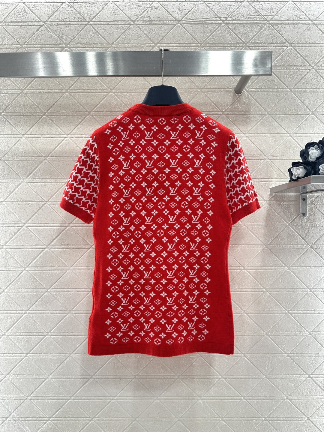 ♥Louis vuitto*♥2026新品上架 提花圆领短袖毛衣定制YB羊毛针织材质，质感高级，舒适柔软