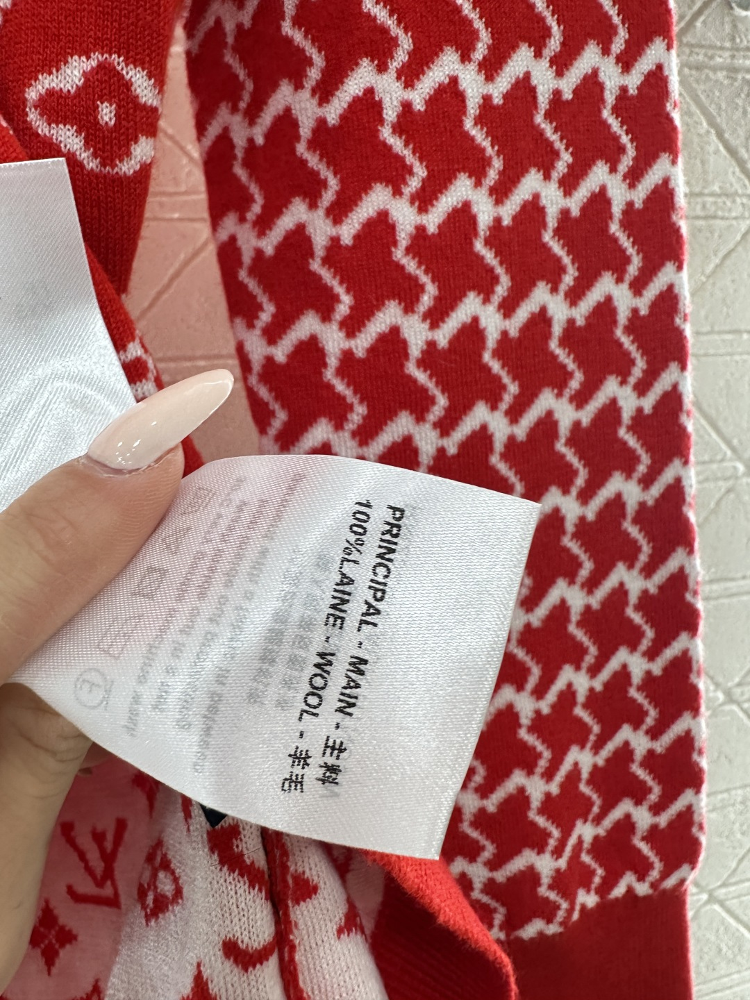 ♥Louis vuitto*♥2026新品上架 提花圆领长袖毛衣定制YB羊毛针织材质，质感高级，舒适柔软