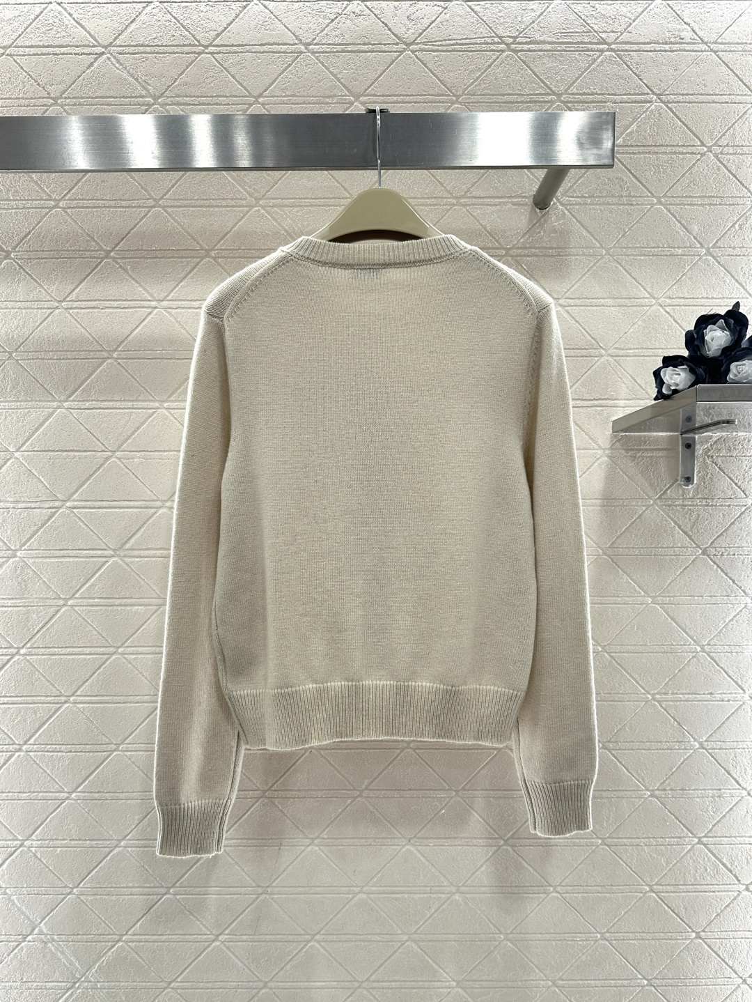 ♥BBR*♥2026新品上架 贺岁水钻圆领针织开衫新年贺岁系列#定制YB羊绒羊毛针织材质，质感高级，舒适