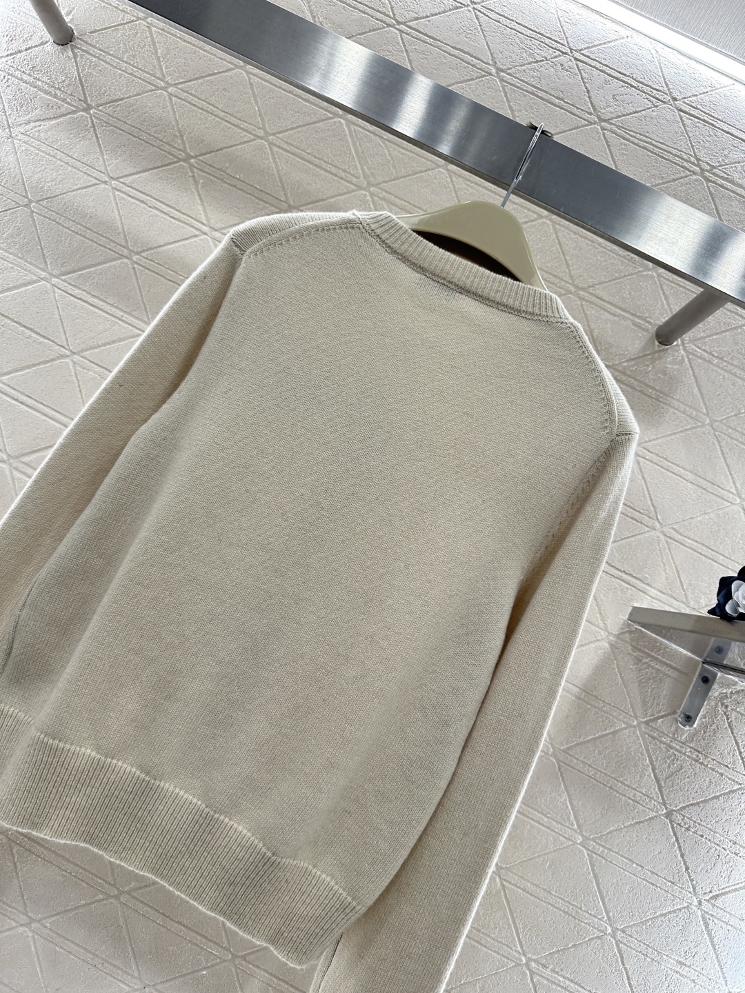 ♥BBR*♥2026新品上架 贺岁水钻圆领针织开衫新年贺岁系列#定制YB羊绒羊毛针织材质，质感高级，舒适