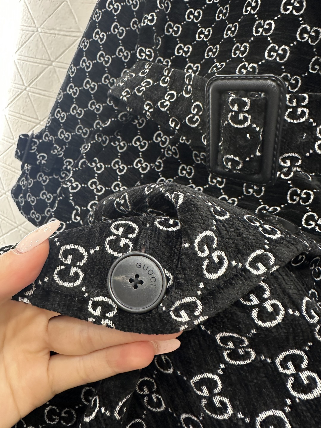 ♥Gucc*♥2026新品上架 翻领提花西装长款大衣定制YB进口提花材质，成衣质感品相绝佳，翻领正肩长款