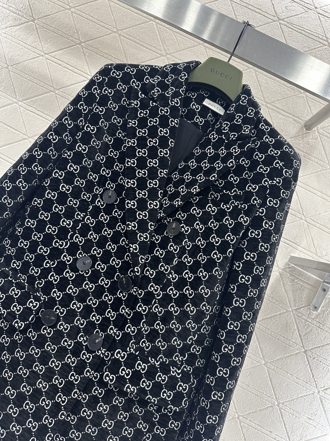 ♥Gucc*♥2026新品上架 翻领提花西装长裤套装定制YB进口提花材质，成衣质感品相绝佳，翻领正肩西装