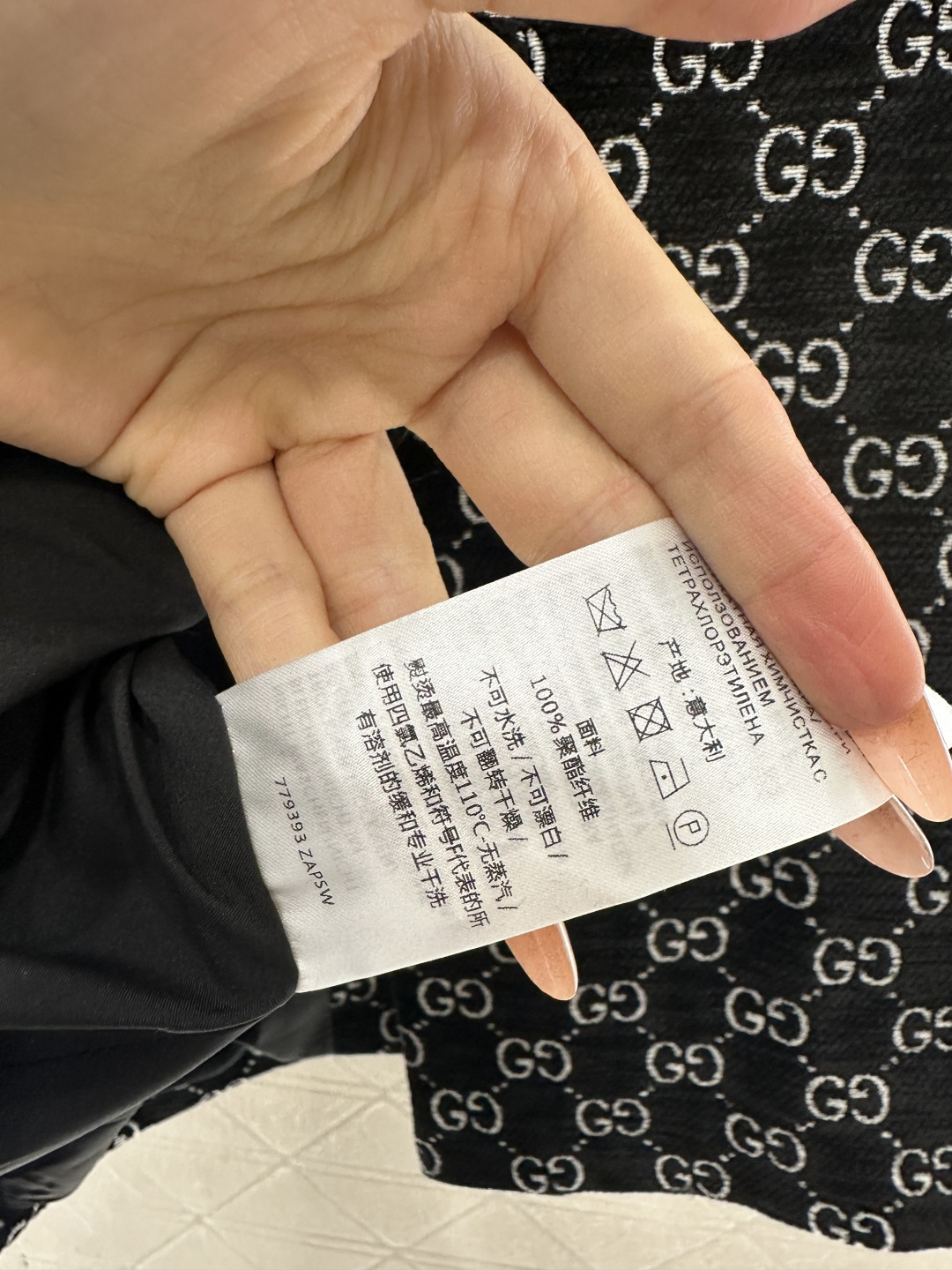 ♥Gucc*♥2026新品上架 腰带连帽提花棉服冲锋外套定制YB进口提花材质，成衣质感品相绝佳，连帽冲锋