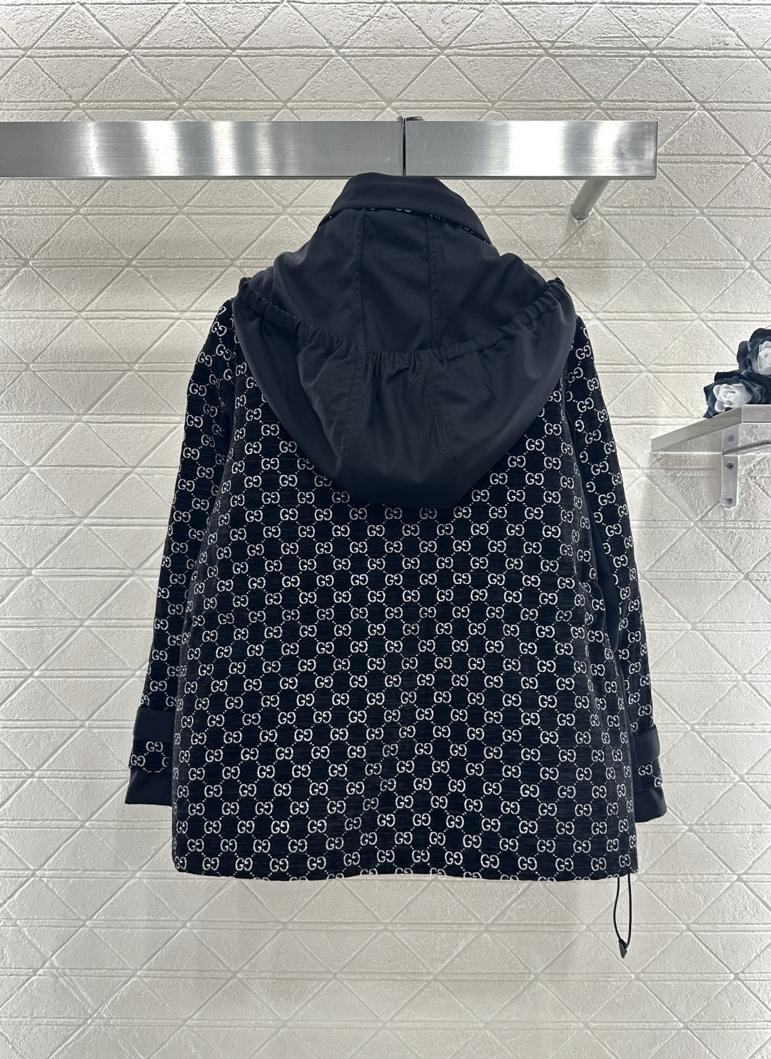 ♥Gucc*♥2026新品上架 腰带连帽提花棉服冲锋外套定制YB进口提花材质，成衣质感品相绝佳，连帽冲锋