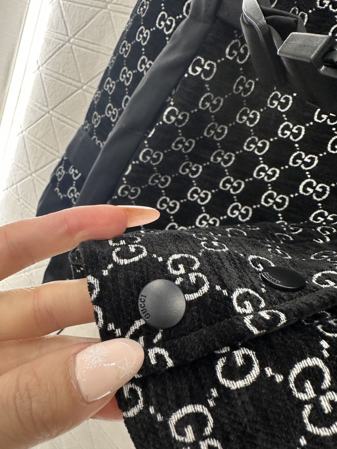 ♥Gucc*♥2026新品上架 腰带连帽提花棉服冲锋外套定制YB进口提花材质，成衣质感品相绝佳，连帽冲锋