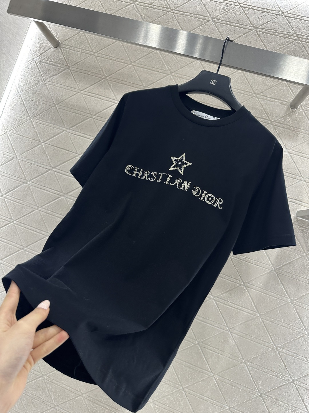 ♥Dio*♥2026新品上架 刺绣亮片徽标𝑇𝑒𝑒定制YB丝光全棉材质，透气舒适，质感十足，常规短袖𝑇恤剪