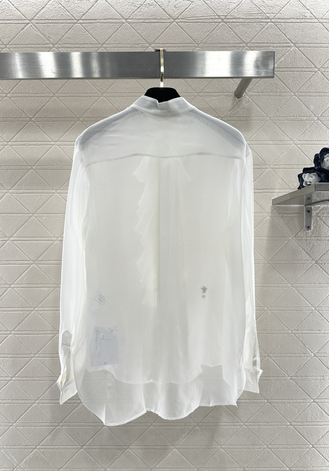 ♥Dio*♥2026新品上架 堆叠蛋糕领真丝衬衣定制YB进口百分百桑蚕丝材质，质感光泽，舒适透气，微透长