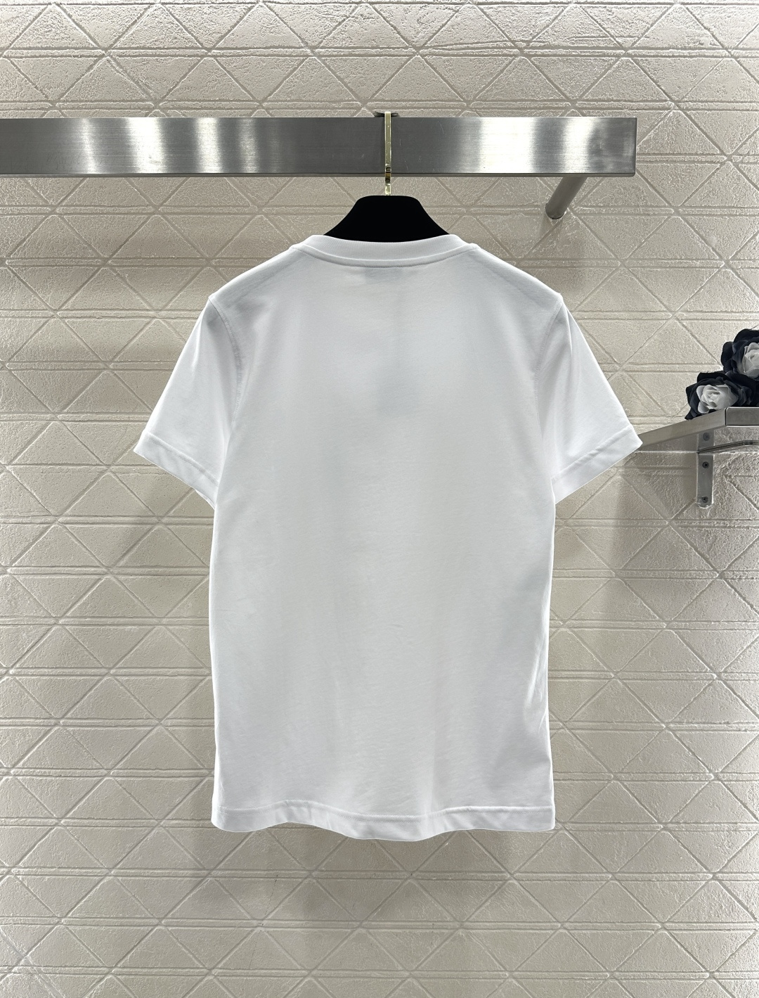 ♥Moachin*♥2026新品上架 圆领印花螺纹𝑇𝑒𝑒定制YB丝光全棉材质，透气舒适，质感十足，常规短