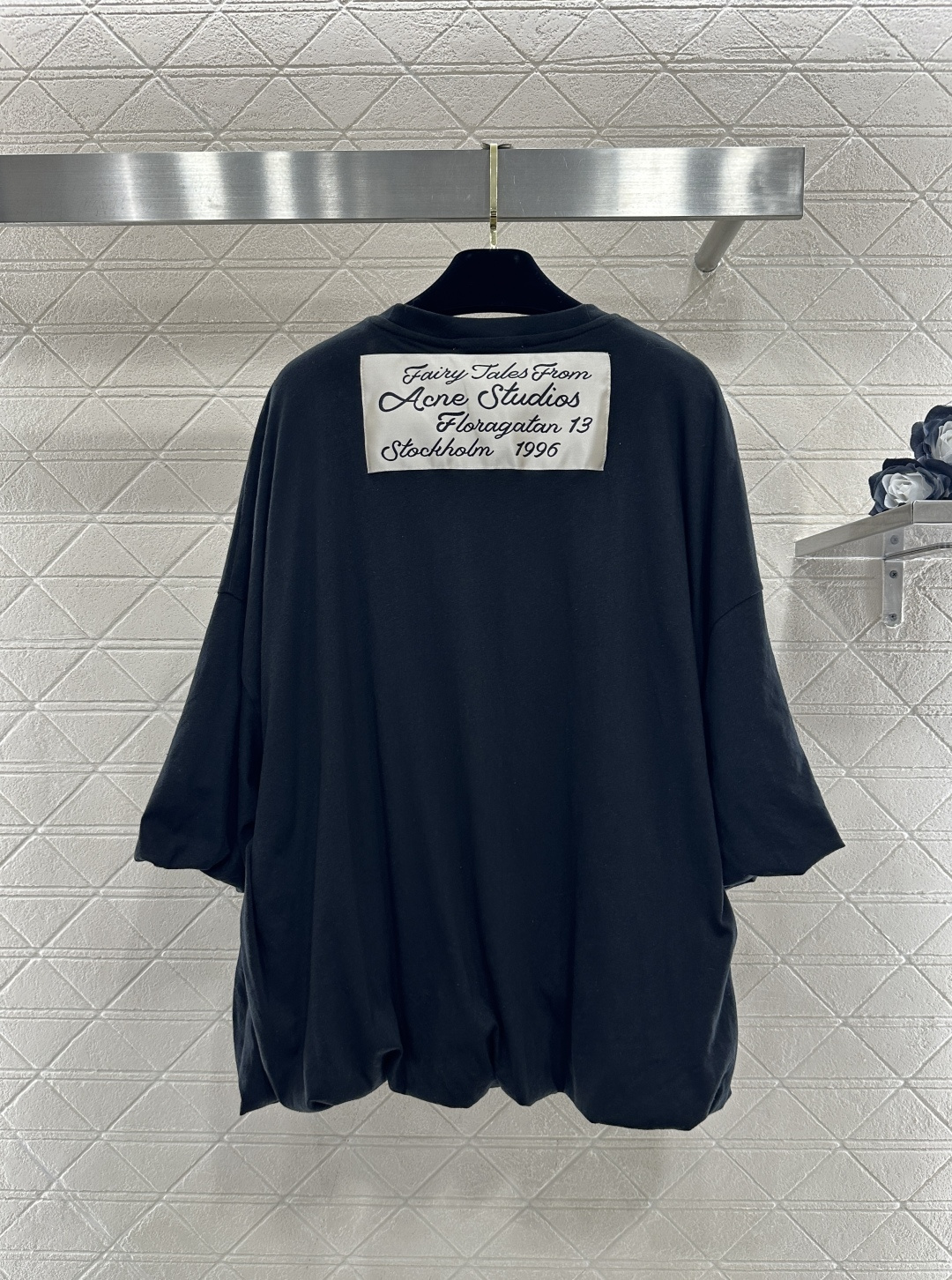 ♥Acne studio*♥2026新品上架 圆领宽松花苞𝑇𝑒𝑒定制YB原生全棉材质，透气舒适，质感十足