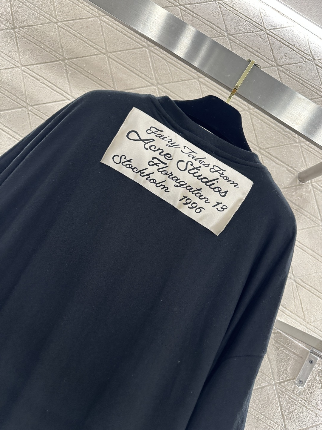 ♥Acne studio*♥2026新品上架 圆领宽松花苞𝑇𝑒𝑒定制YB原生全棉材质，透气舒适，质感十足