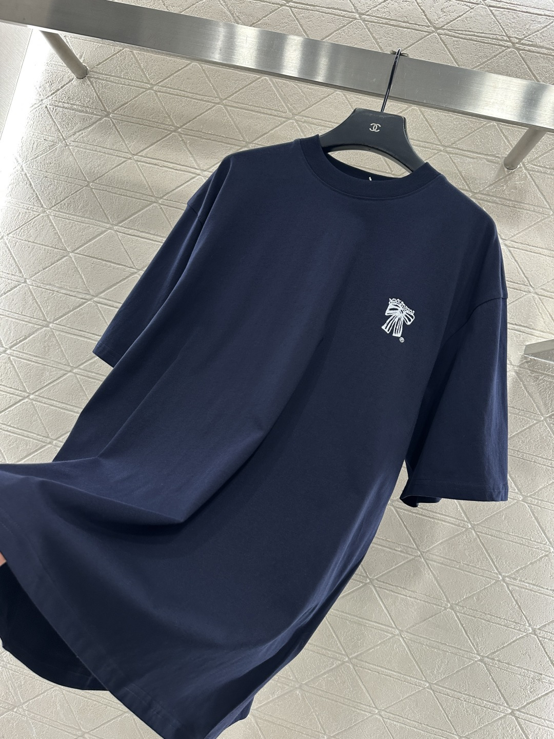 ♥Acne atudio*♥2026新品上架 圆领印花蝴蝶结徽标𝑇𝑒𝑒定制YB原生全棉材质，透气舒适，质