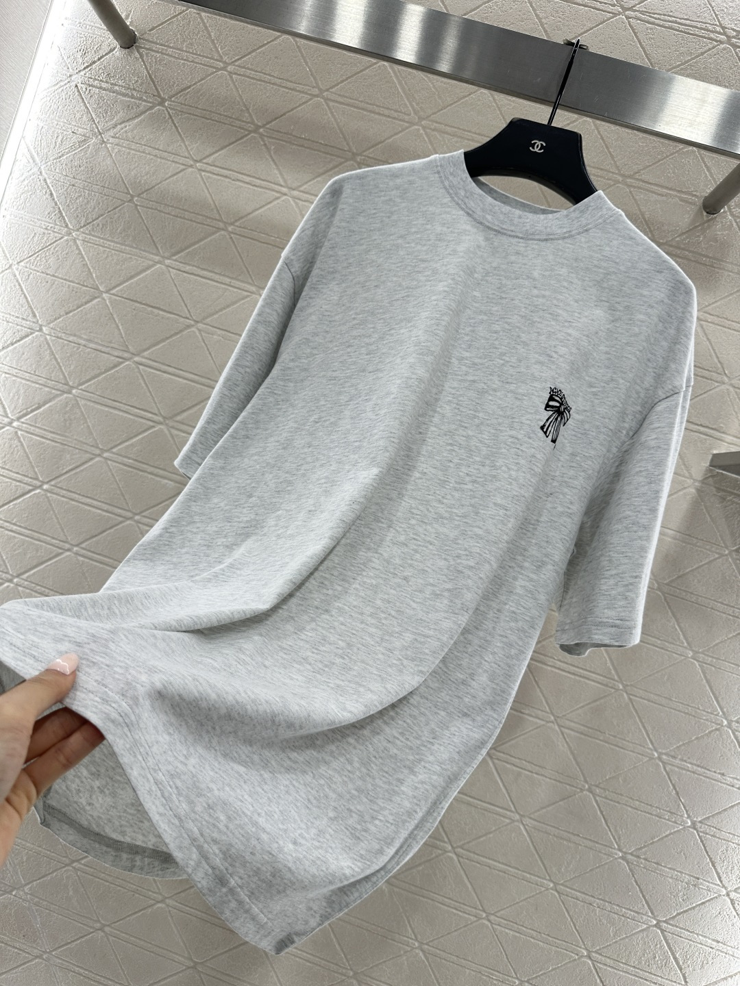 ♥Acne atudio*♥2026新品上架 圆领印花蝴蝶结徽标𝑇𝑒𝑒定制YB原生全棉材质，透气舒适，质