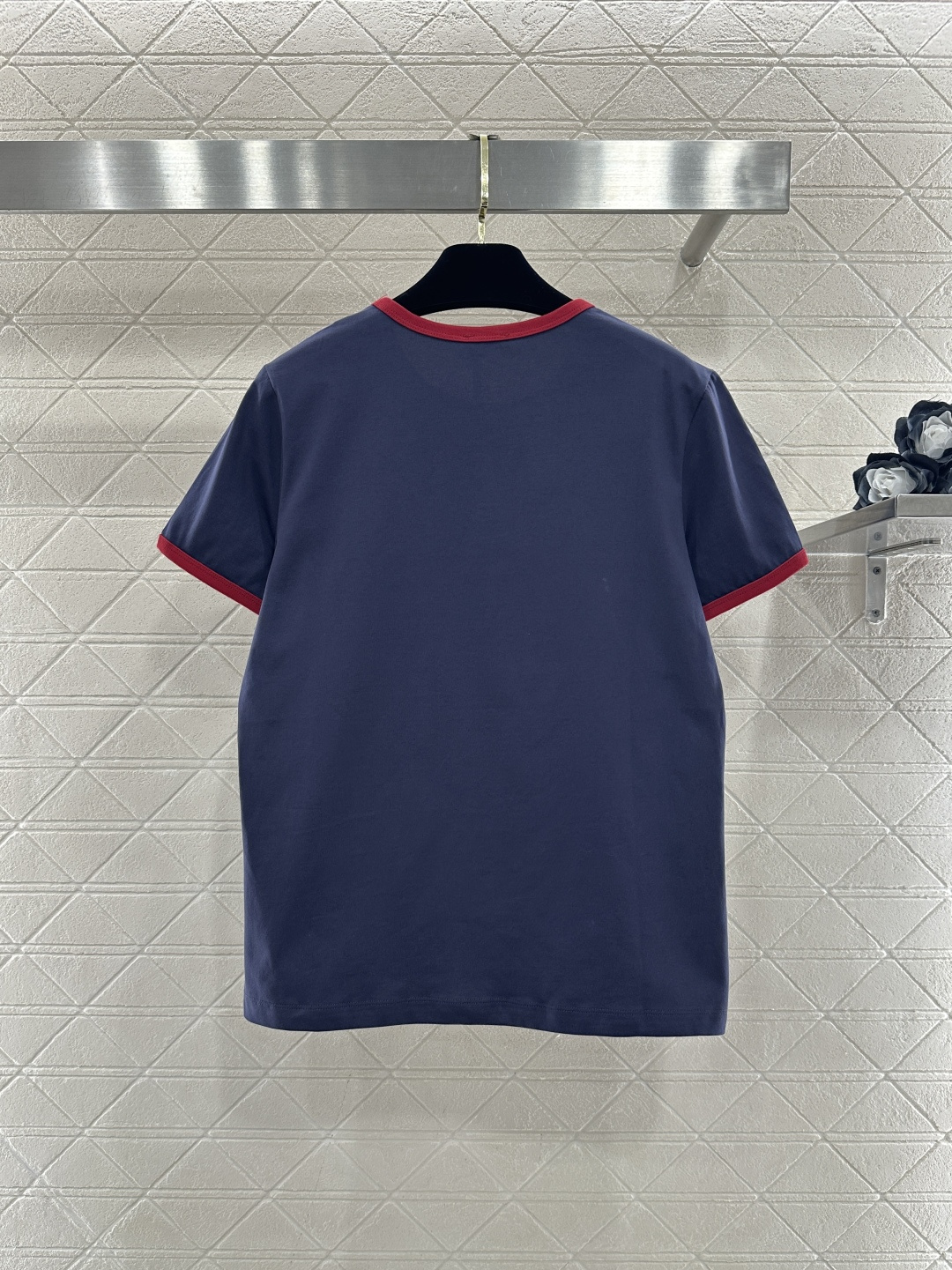 ♥Moncle*♥2026新品上架 螺纹撞色圆领徽标𝑇𝑒𝑒定制YB原生全棉材质，柔软亲肤，舒适有型，常规