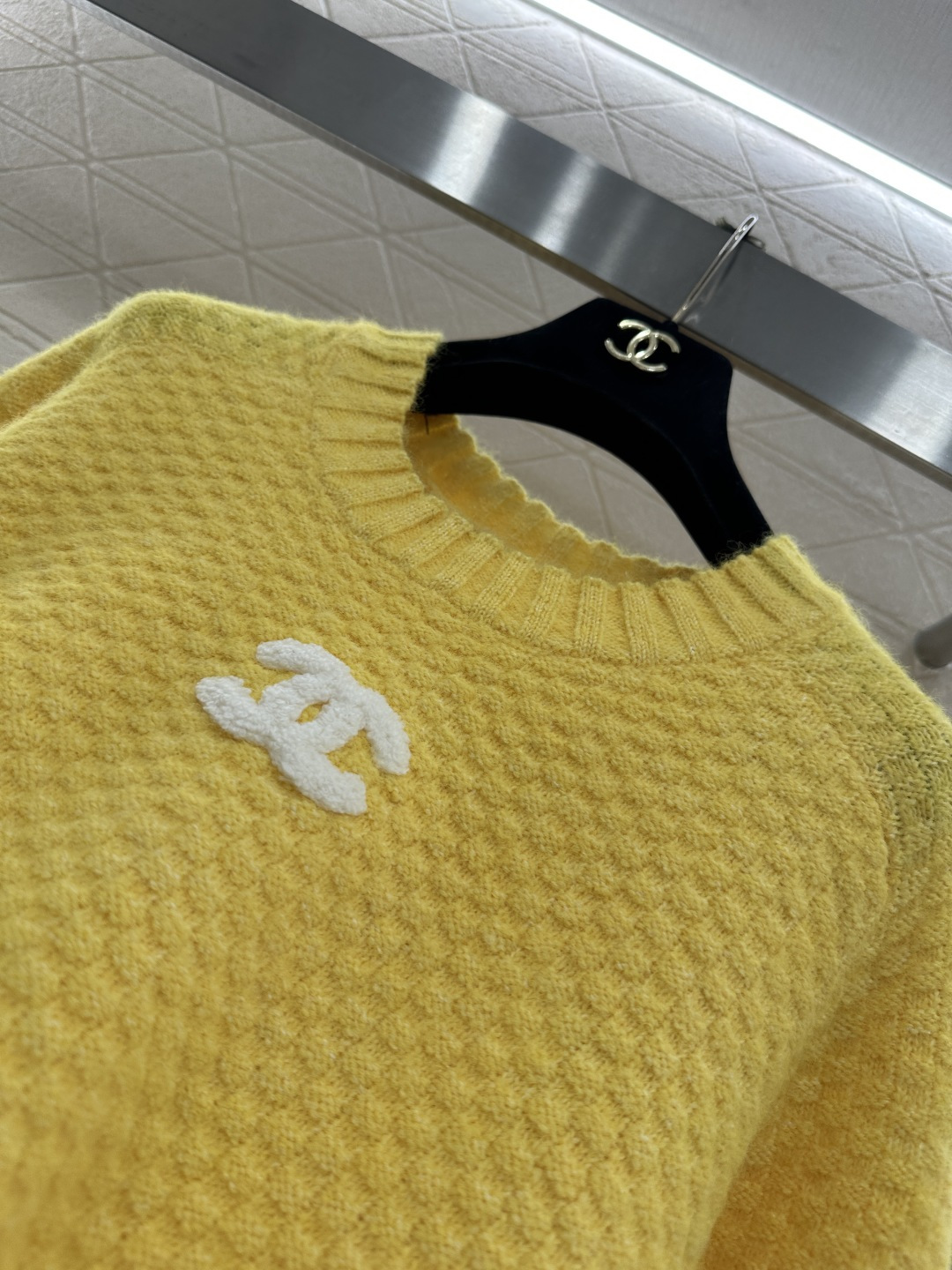 ♥Chane*♥2026新品上架 华夫纹针织套头毛衣定制YB羊毛纱线织造，穿搭舒适，质感十足，圆领宽松套