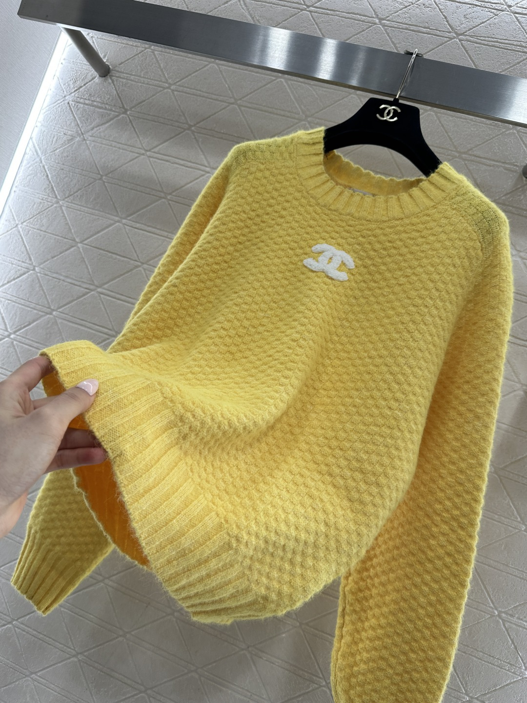 ♥Chane*♥2026新品上架 华夫纹针织套头毛衣定制YB羊毛纱线织造，穿搭舒适，质感十足，圆领宽松套
