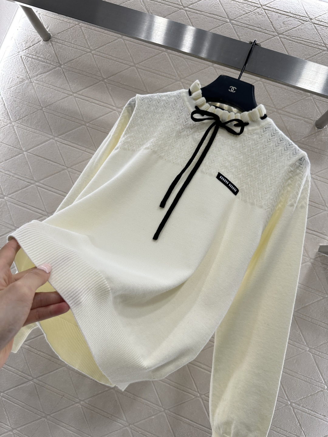 ♥Miumi*♥2026新品上架 蝴蝶结花苞领针织套头毛衣定制YB羊毛纱线织造，穿搭舒适，质感十足，小立