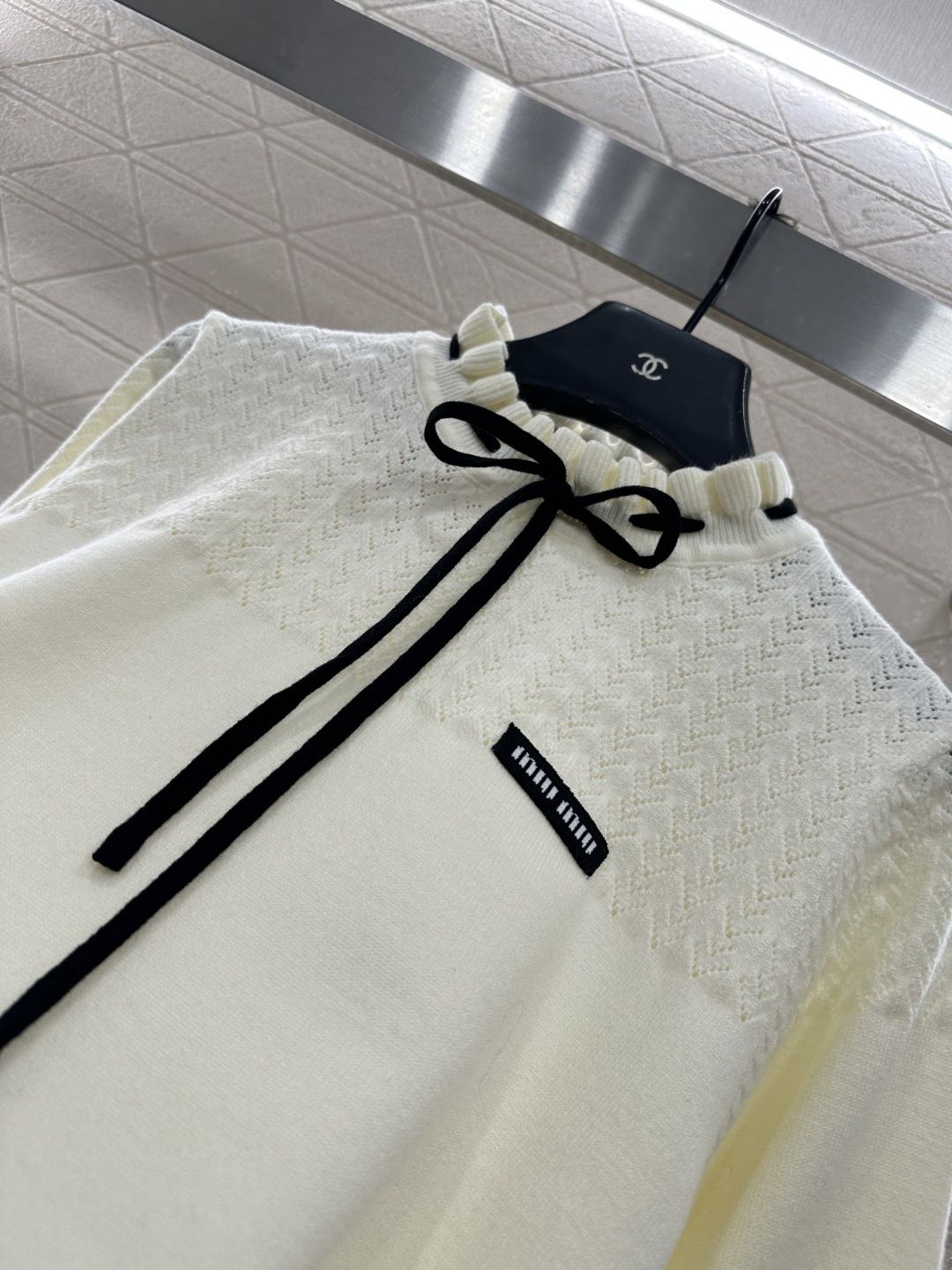 ♥Miumi*♥2026新品上架 蝴蝶结花苞领针织套头毛衣定制YB羊毛纱线织造，穿搭舒适，质感十足，小立