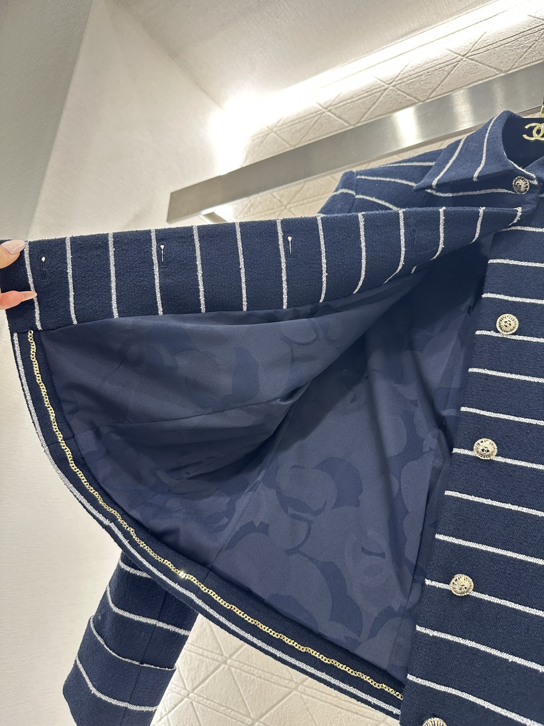 ♥Chane*♥2026新品上架 条纹洋装外套长裤套装定制YB进口棉毛材质，质感高级，品相十足，翻领洋装