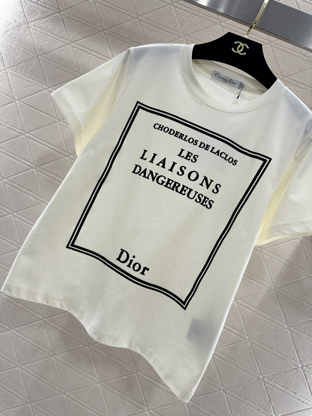 ♥Dio*♥2026新品上架 圆领字母徽标𝑇𝑒𝑒定制YB丝光全棉材质，透气舒适，质感十足，常规短袖𝑇恤剪