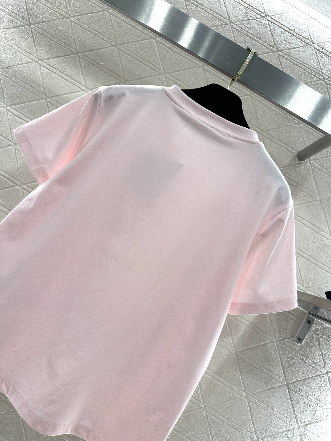 ♥Dio*♥2026新品上架 圆领字母徽标𝑇𝑒𝑒定制YB丝光全棉材质，透气舒适，质感十足，常规短袖𝑇恤剪