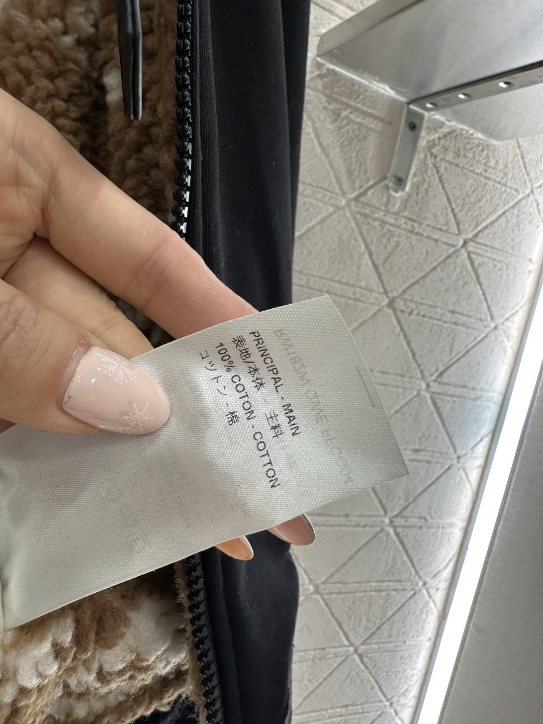 ♥Louis vuitto♥2025新品上架 连帽抽绳泰迪绒卫衣外套定制YB斜纹全棉材质，内衬饰以泰迪毛