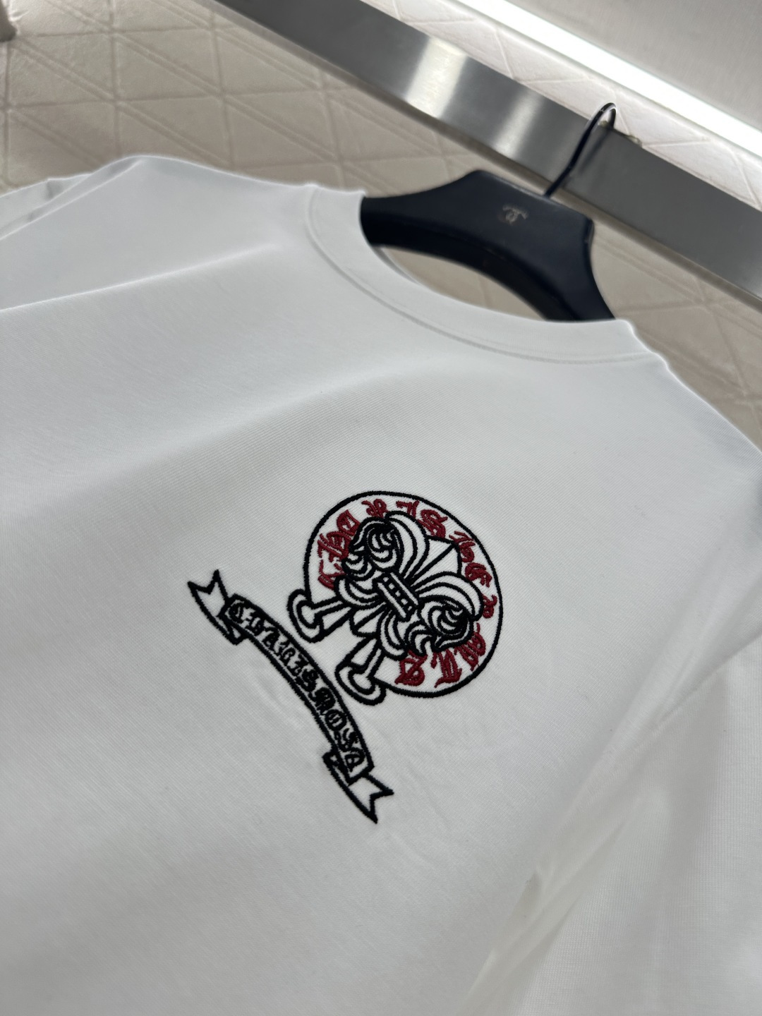 ♥Chrome hear*♥2026新品上架 圆领刺绣撞色徽标𝑇𝑒𝑒定制YB原生全棉材质，透气舒适，质感