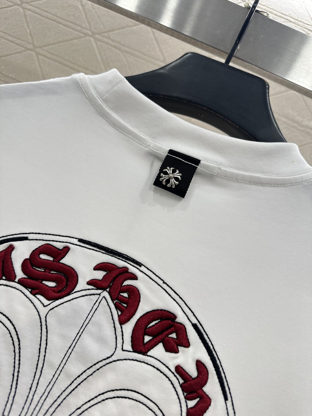 ♥Chrome hear*♥2026新品上架 圆领刺绣撞色徽标𝑇𝑒𝑒定制YB原生全棉材质，透气舒适，质感