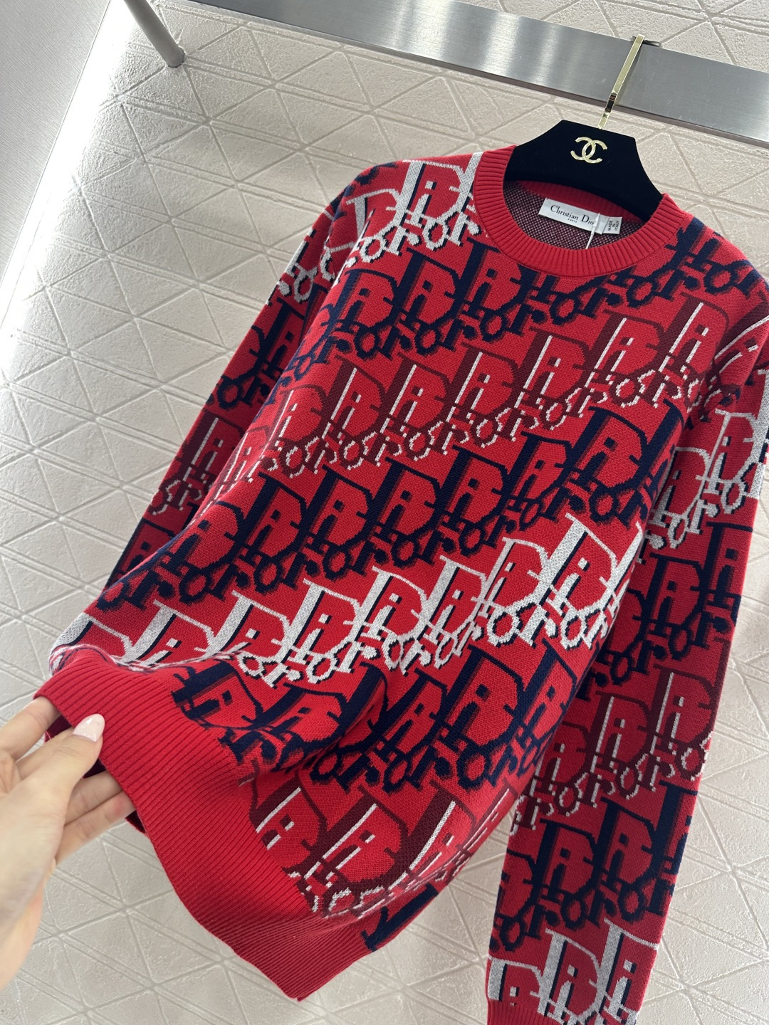 ♥Dio*♥2026新品上架 圆领提花针织套头毛衣定制YB羊毛纱线织造，质感细腻，穿搭舒适，圆领针织套头