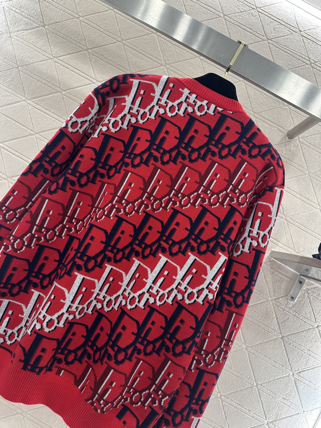 ♥Dio*♥2026新品上架 圆领提花针织套头毛衣定制YB羊毛纱线织造，质感细腻，穿搭舒适，圆领针织套头