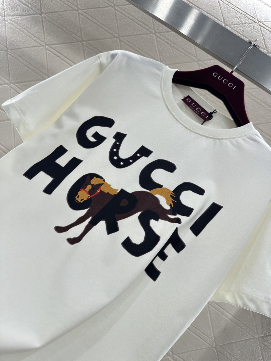 ♥Gucc*♥2026新品上架 贺岁圆领印花徽标𝑇𝑒𝑒新年贺岁系列#定制YB原生全棉材质，透气舒适，质感