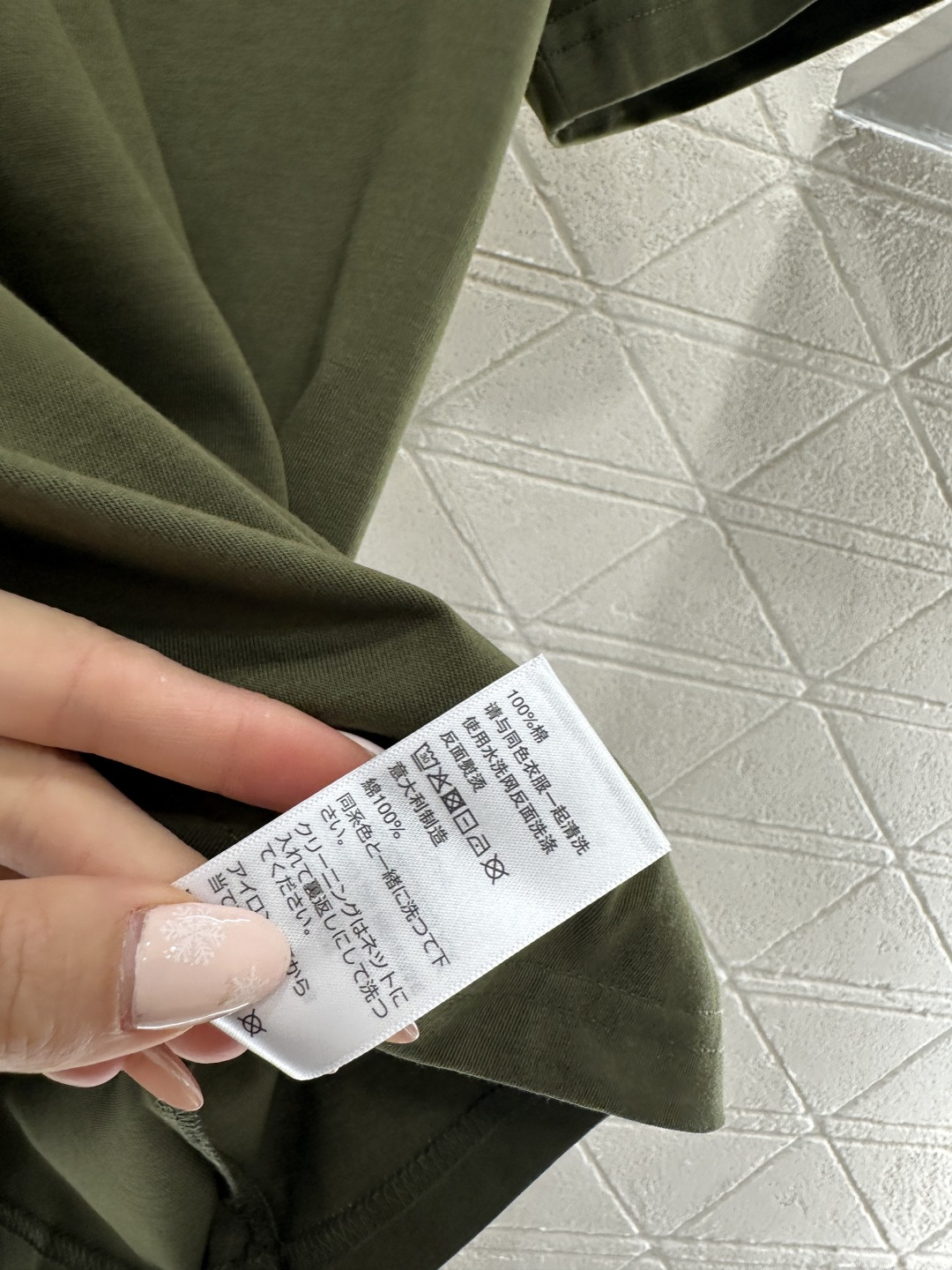 ♥Celin*♥2026新品上架 圆领刺绣徽标𝑇𝑒𝑒定制YB丝光全棉材质，透气舒适，质感十足，常规短袖𝑇