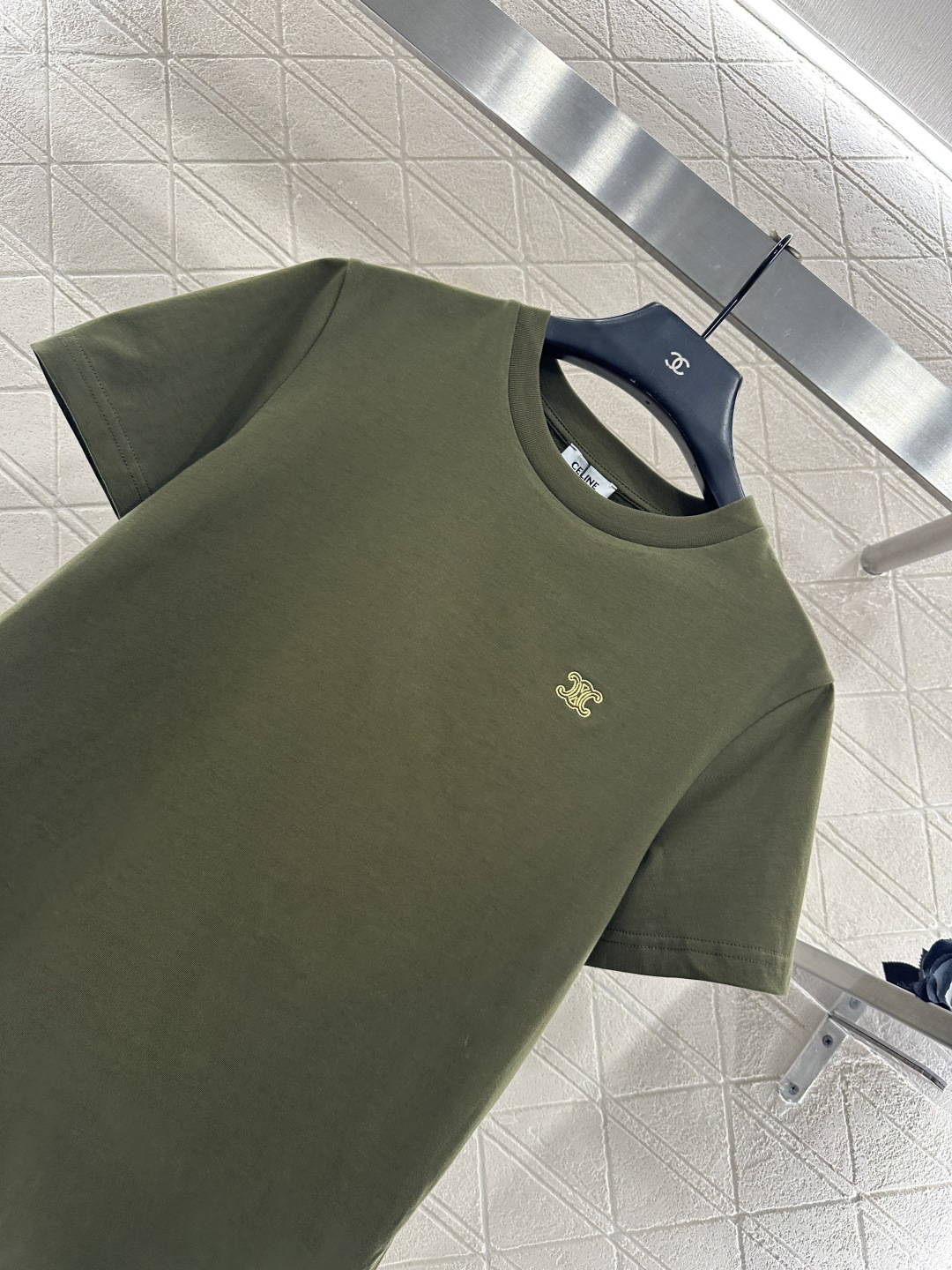 ♥Celin*♥2026新品上架 圆领刺绣徽标𝑇𝑒𝑒定制YB丝光全棉材质，透气舒适，质感十足，常规短袖𝑇