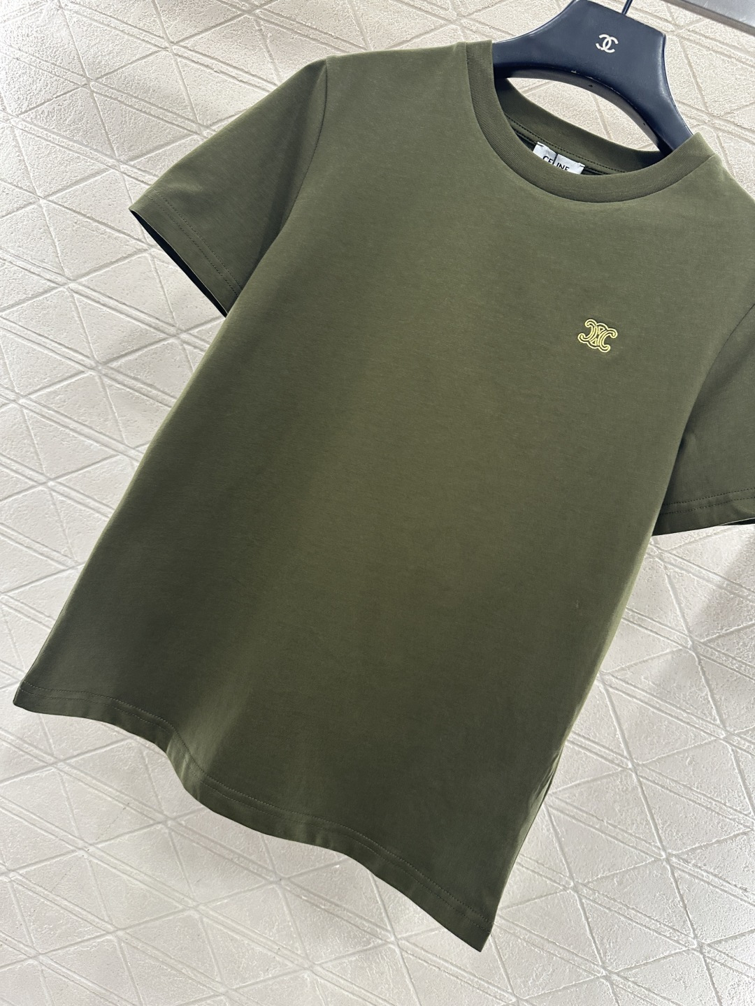 ♥Celin*♥2026新品上架 圆领刺绣徽标𝑇𝑒𝑒定制YB丝光全棉材质，透气舒适，质感十足，常规短袖𝑇