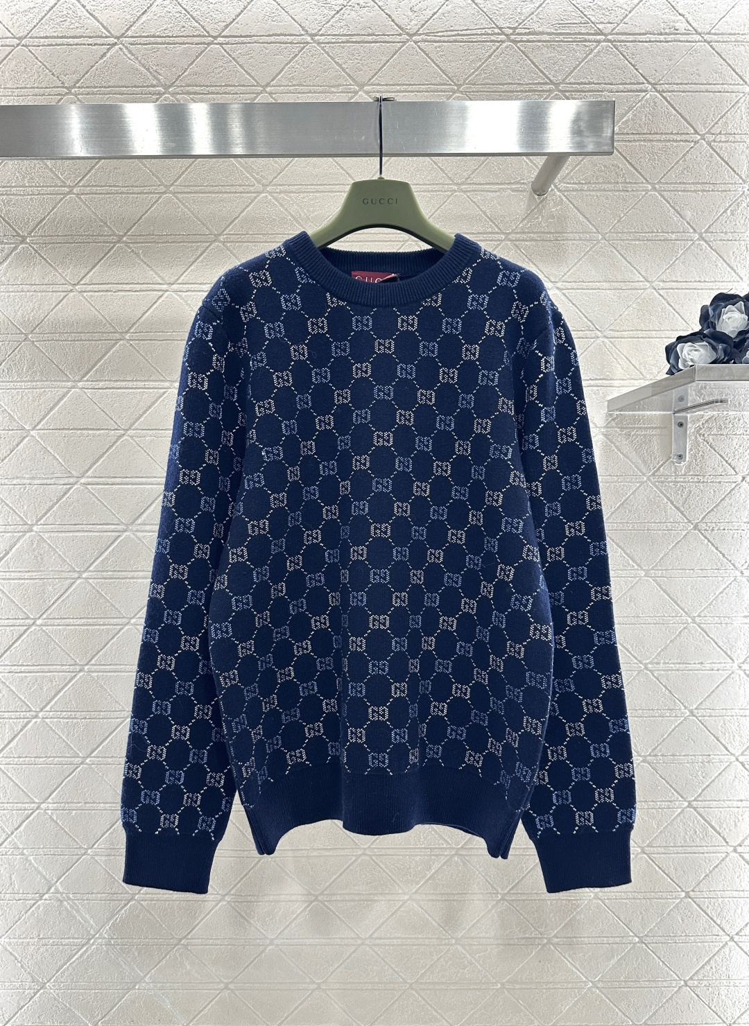 ♥Gucc*♥2026新品上架 渐变提花圆领套头毛衣定制YB羊绒羊毛针织材质，质感高级，舒适柔软，圆领长