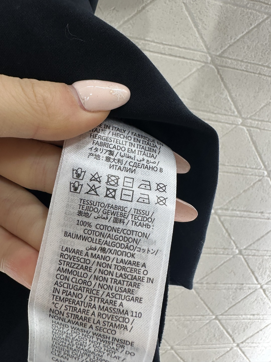 ♥Valentin*♥2026新品上架 圆领钉珠水钻徽标𝑇𝑒𝑒定制YB丝光全棉材质，透气舒适，质感十足，