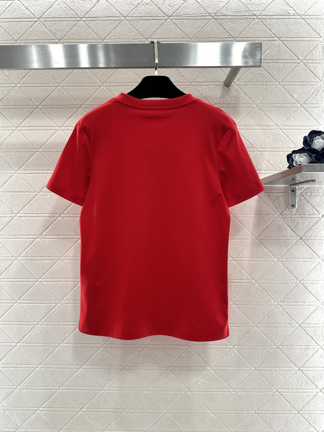 ♥Valentin*♥2026新品上架 圆领钉珠水钻徽标𝑇𝑒𝑒定制YB丝光全棉材质，透气舒适，质感十足，