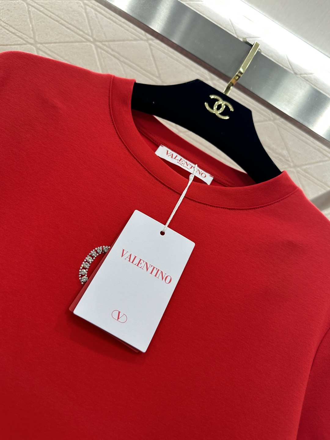 ♥Valentin*♥2026新品上架 圆领钉珠水钻徽标𝑇𝑒𝑒定制YB丝光全棉材质，透气舒适，质感十足，