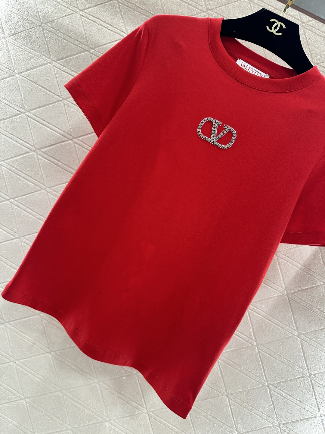 ♥Valentin*♥2026新品上架 圆领钉珠水钻徽标𝑇𝑒𝑒定制YB丝光全棉材质，透气舒适，质感十足，