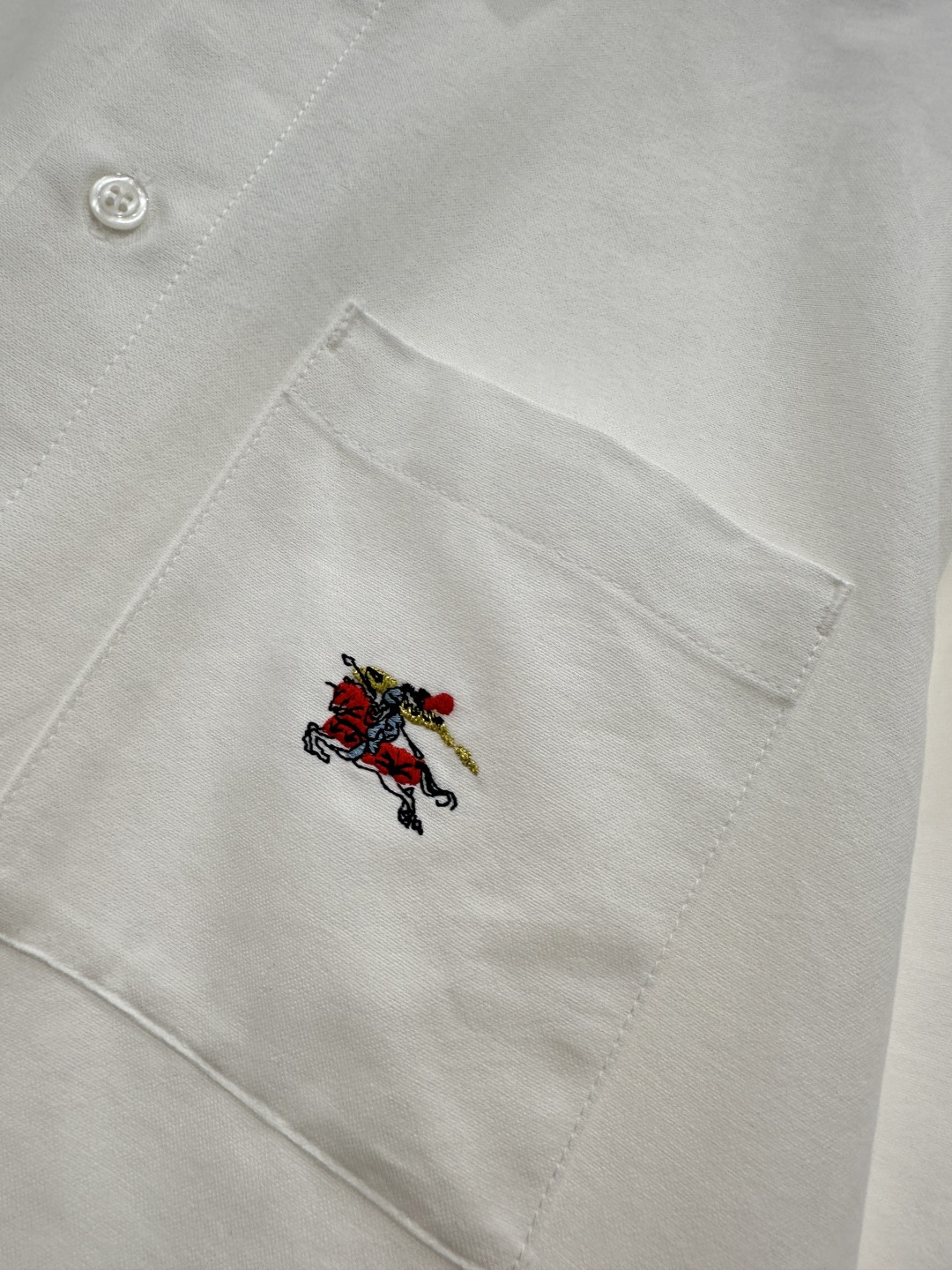 ♥BBR*♥2026新品上架 贺岁翻领刺绣口袋长袖衬衫新年贺岁系列#定制YB原生全棉材质，质感细腻，穿搭